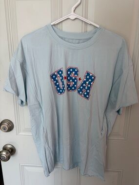 Relaxed Fit Breastfeeding Tee in Blue